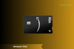 Schwarze Amazon Visa Kreditkarte mit Amazon-Logo, Symbol für einfaches Bezahlen und Einkaufs­vorteile.
