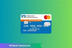 VR-Bank ClassicCard, die Kreditkarte der Volksbanken Raiffeisenbanken, vor einem grün-blauen Hintergrund, der Modernität und Vertrauen vermittelt.